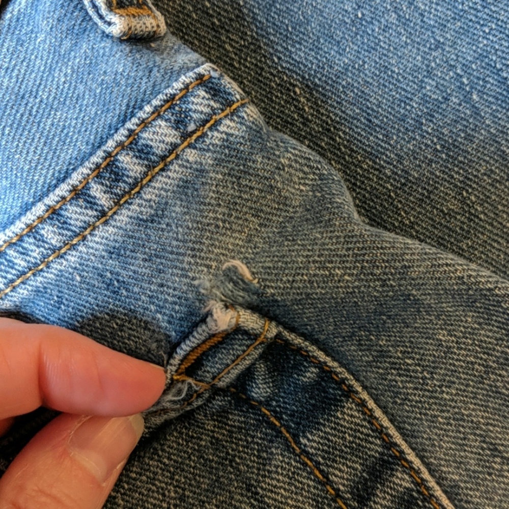 4 for$20🌷Clearance! Levi Jeans - Picture 4 of 6